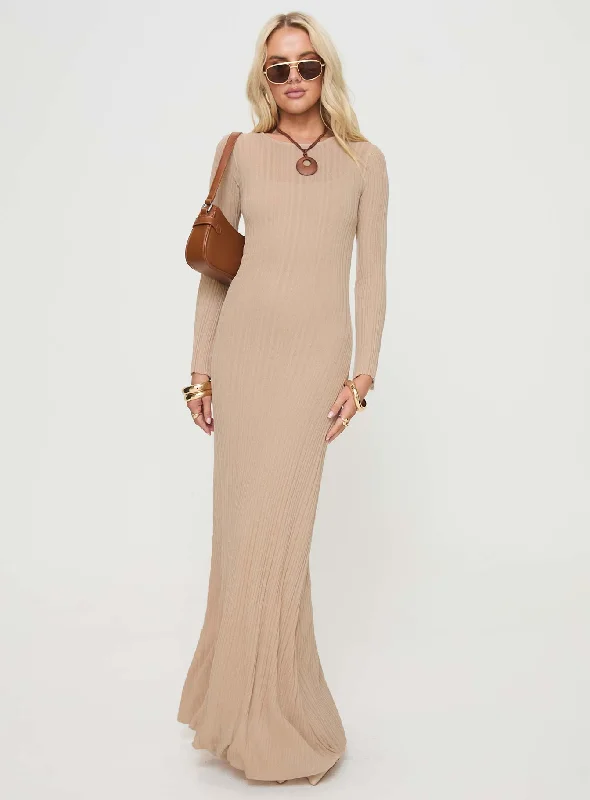 Carlota Long Sleeve Maxi Dress Beige Elegant Maxi Dress with Belt