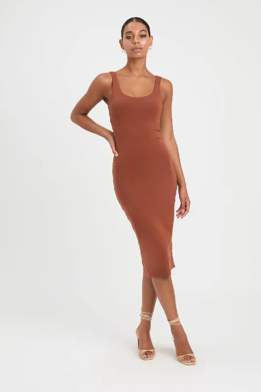 Larissa Midi Dress Trendy Fit-and-Flare Midi Dress