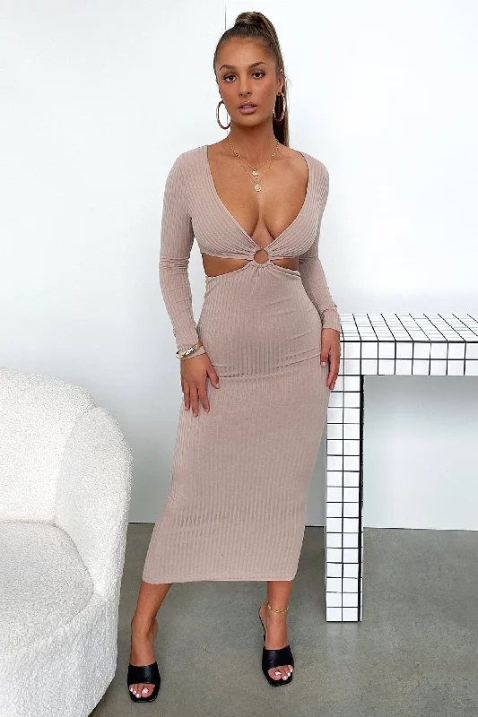 Laska Midi Dress - Tan Fashionable High-Neck Midi Dress