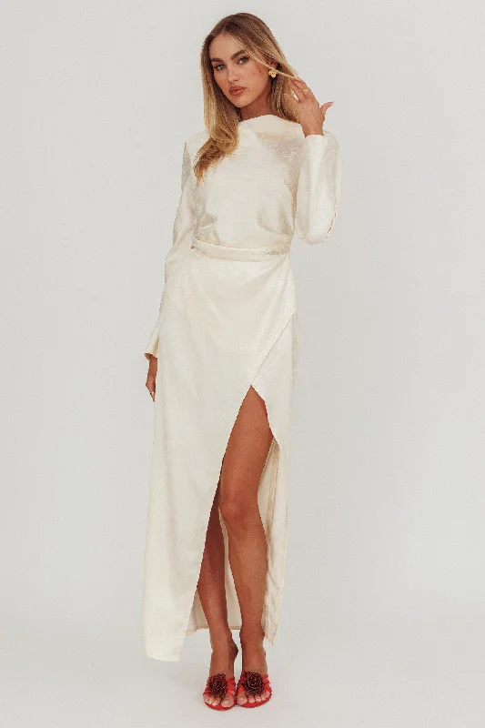 Loveland Long Sleeve Cowl Back Maxi Dress Beige Comfortable Maxi Dress with Sleeves