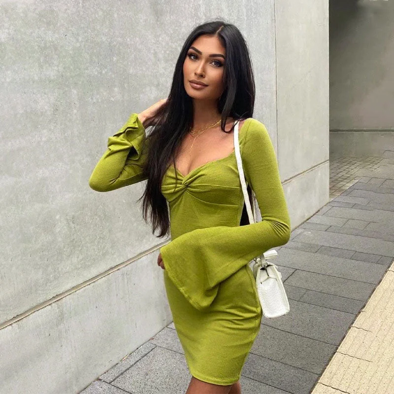 BerryBetty - Long Sleeve Bodycon Mini Dress - Green Stylish Floral Print Mini Dress