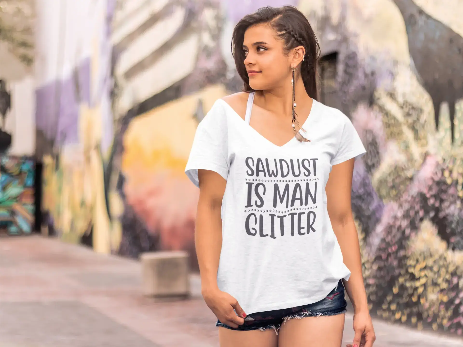 ULTRABASIC Women's T-Shirt Sawdust is Man Glitter - Short Sleeve Tee Shirt Tops Embroidered Appliqued Beaded