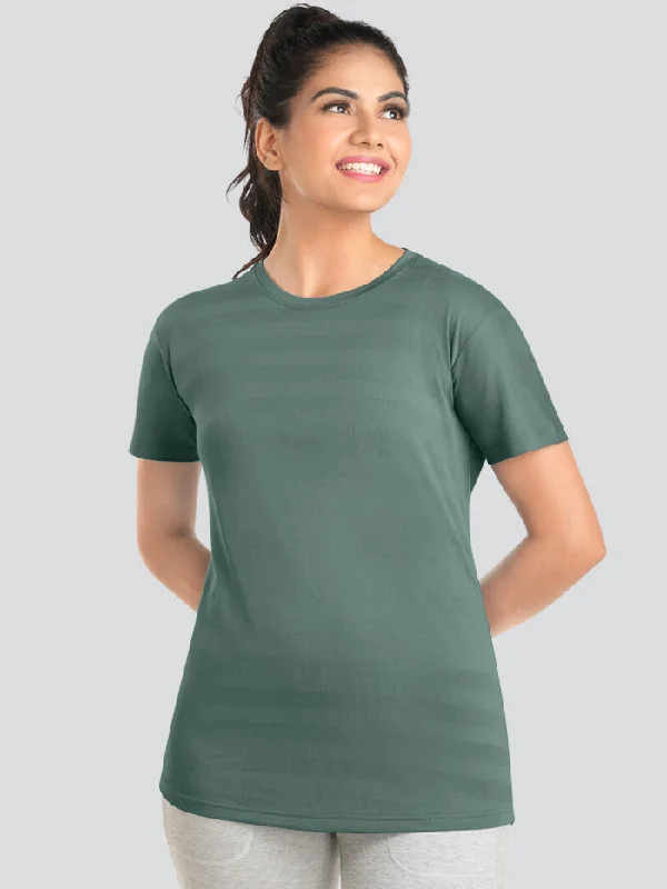 Dermawear Active T-Shirt TD-903 Welt Pockets Slit Pockets Flap Pockets