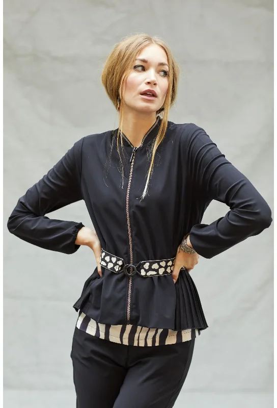 Fute Pleated Back Jacket & Belt - Black Zippered Jacket Buttoned Jacket Snapped Jacket Fute Pleated Back Jacket & Belt - Black Zippered Jacket Buttoned Jacket Snapped Jacket