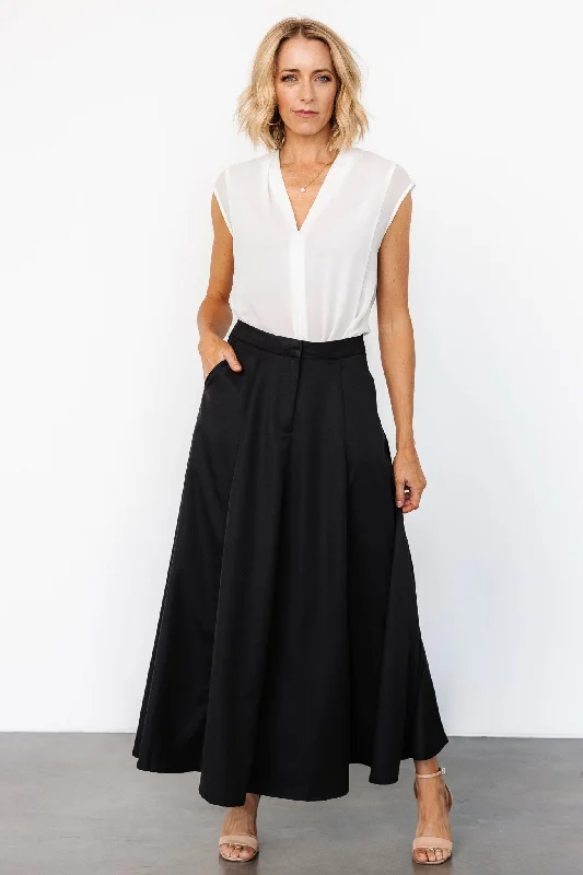 Shaylyn Maxi Skirt | Black leather skirt sleek
