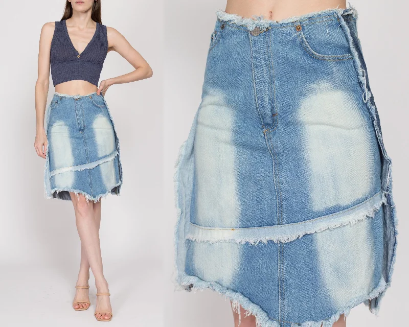 Small 90s Low Rise Distressed Jean Skirt casual skirt length