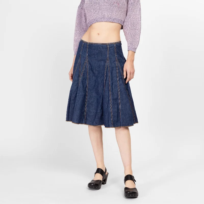 Small Y2K Gap Low Rise Flared Jean Skirt Size 6 lace skirt intricate