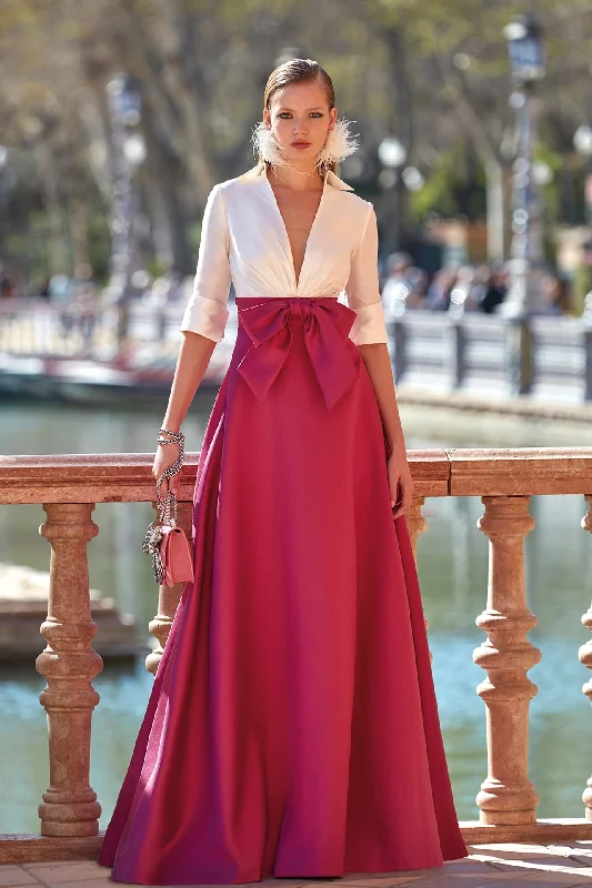 Plunging neckline blouse with evase skirt silk skirt elegant