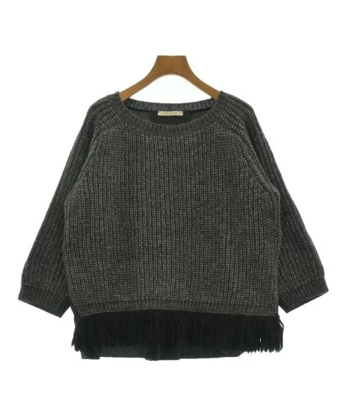 BEATRICE Sweaters Zippered Buttoned Snapped