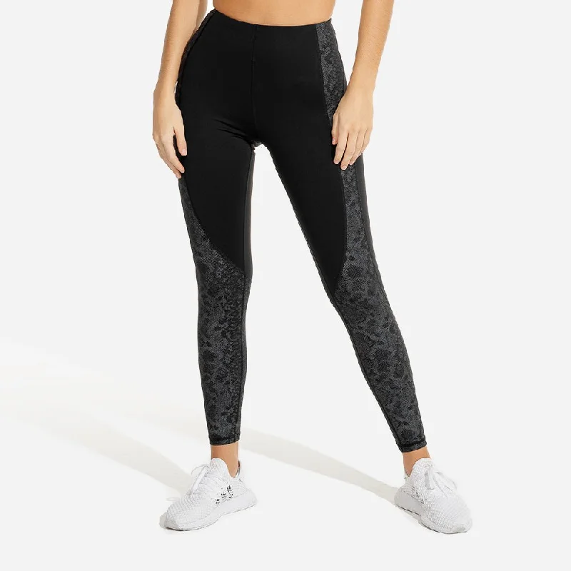 Limitless Snake Leggings - Onyx Fashionable Fitted Workout Leggings