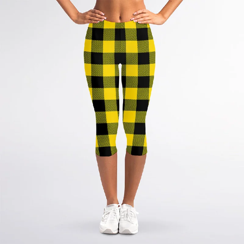 Yellow And Black Buffalo Check Print Women's Capri Leggings Cozy Textured Workout Leggings