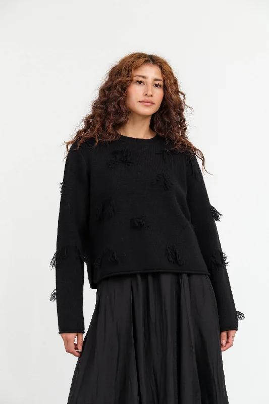 Kunao Sweater in Black Fitted Loose Oversized