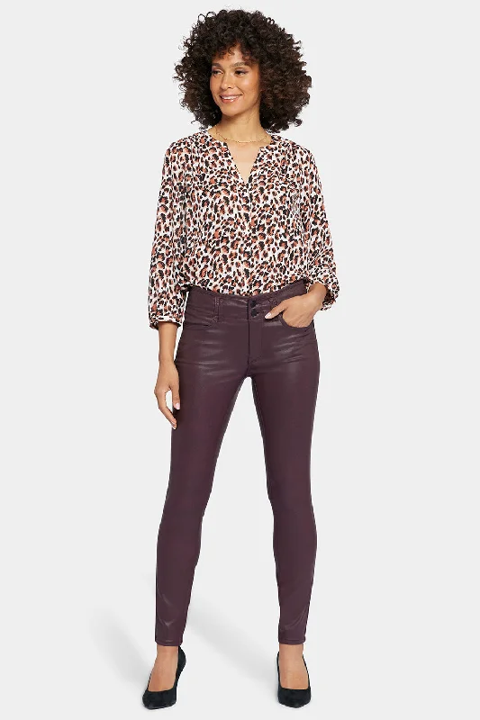 Coated Ami Skinny Jeans - Dark Cherry Coated Elegant Wide-Leg Jeans