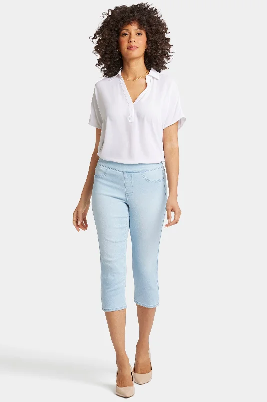 Dakota Crop Pull-On Jeans  - Oceanfront Trendy Wide-Legged High-Waist Jeans
