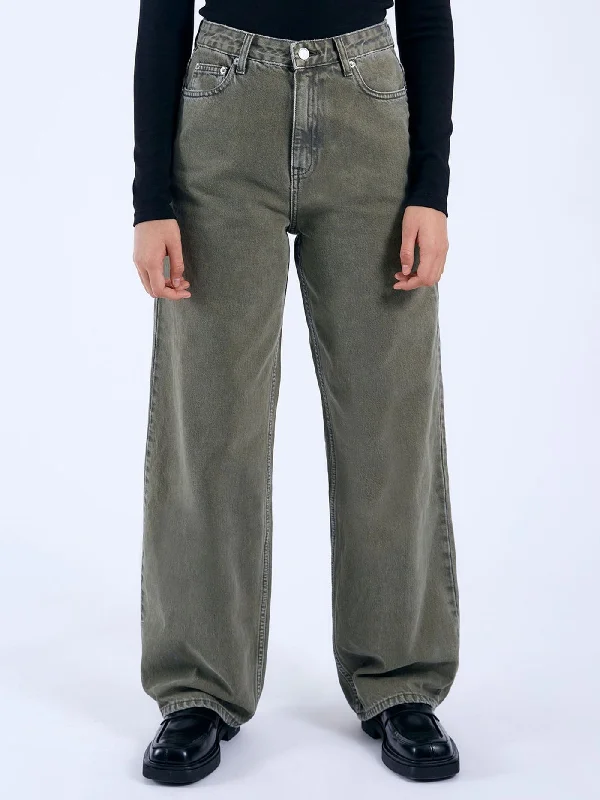 Donna Washed Olive Jeans Stylish Shredded Denim Jeans