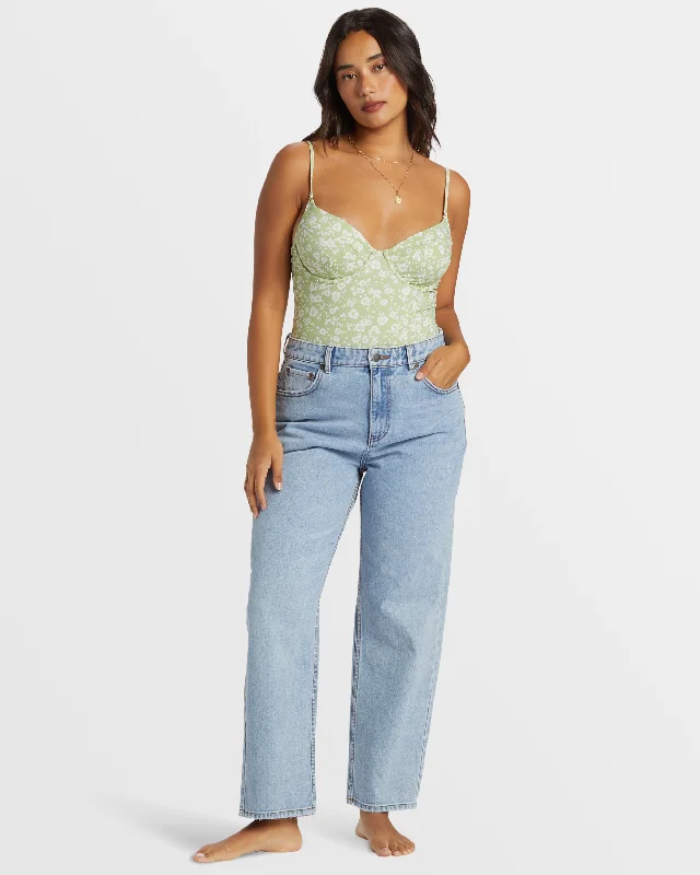 High Tides Straight-Leg Jeans - Indigo Rinse Fashionable Raw Edge Jeans