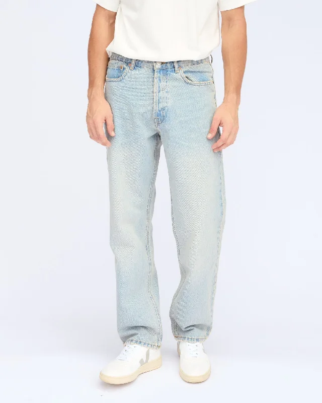 Dash Straight Jeans - Canyon Light Vintage Fashionable Bootcut Jeans